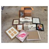 Picture Frames & Wall Decor