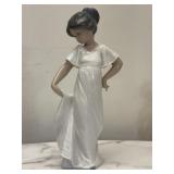 Nao by Lladro "How Pretty!" Figurine