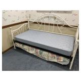 Trundle Daybed
