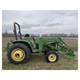 2002 John Deere 4600 Tractor w Loader (914 hrs)