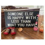 Wood Sign Toys & Trinkets