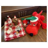 Vintage Christmas Holiday Decor & Ornaments