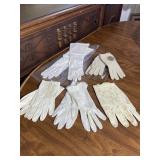 Vintage Ladies Fashion Gloves Ivory & White