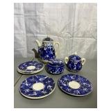 Blue & White Teapot Dishes Set