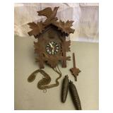 Perfecto Vintage Cuckoo Clock