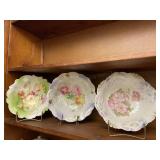 Set of 3 Decorative Flower Bowls with Stands