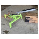 Clay Trap Thrower Skeet Shooter & 90 skeet