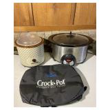 2 Crock Pots & 1 Carrying Case