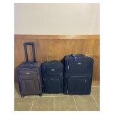 Luggage Trio Inc Rolling Suitcase