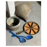 Lodge Cast Iron Cornbread Pan & More