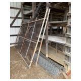 Chainlink Fence Roll &  2 Gates