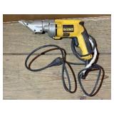 DeWalt DW890 Swivel Head Sheer
