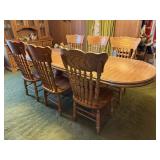 Oak Virginia House Dining Table & Chairs