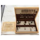 WM Rogers Silverplate Set with Box