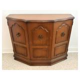 Hexagonal Console