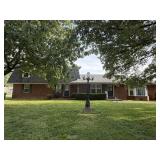138 William & Mary Ct., Henderson, KY (Duplex)