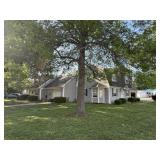 143 William & Mary Ct., Henderson, KY (Duplex)