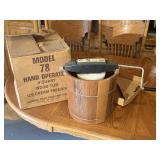 Model 78 4-Quart Wood Tub Ice Cream Freezer