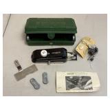 Singer Buttonholer