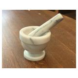 Marble Mortar & Pestle Set