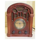 Modern Antique Look Radio