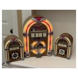 Classic Jukebox Radio and Speakers