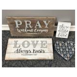Pray/Love Wall Decor