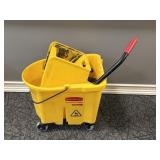 Rubbermaid Mop Bucket