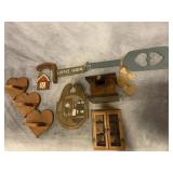 ASST HOME DECOR & WOODEN GUMBALL MACHINE