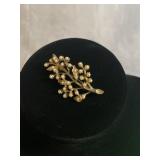 LEAF SEED PEARL BROOCH