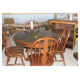 Table & 4 chairs NICE