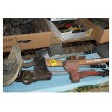 Pipe wrench ax hitch