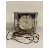 Vintage Mastercrafters Model 911 Electric Clock