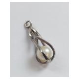 Elegant Sterling Silver Pearl Pendant with Twisted