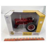 Case IH Farmall Super M 1/16 Scale Ertl
