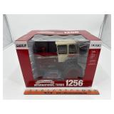 Farmall 1256 1/16 Ertl