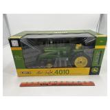 John Deere 4010 Prestige Collection 1/16 Scale
