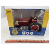 Case IH Farmall 806, Ertl, 116 scale, FFA