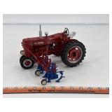 Farmall 400 w/cultivator 1/16