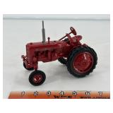 Farmall 100 1/16 Ertl