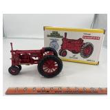 Farmall F-14 1/16 Scale Ertl 2001 Iowa FFA