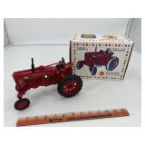 Farmall M-TA 1/16 Ertl 1993 Iowa FFA