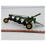 John Deere 4 bottom plow 1/16 Ertl