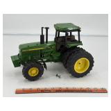 John Deere 4955 1/16