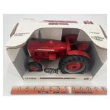 International 650 Diesel 1/16 Scale Ertl