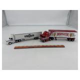 Blue Bunny & BeefEater 1/64 semis