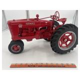 Farmall M 1/8 Scale Scale Model Farm Progress