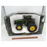 John Deere 8520 1/16 Ertl