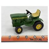 John Deere 140 1/16 Lawn Tractor