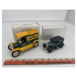 1913 model T & 1939 Ford